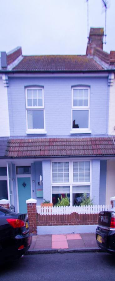 Beautiful Victorian Terraced House Villa Eastbourne Bagian luar foto